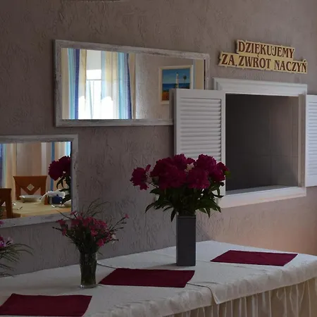 Kalmar לינה וארוחת בוקר דארלובקו