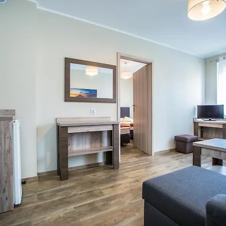 Kalmar לינה וארוחת בוקר דארלובקו