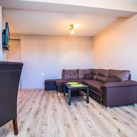 Kalmar לינה וארוחת בוקר דארלובקו