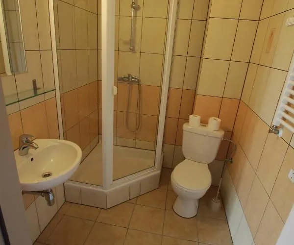 Oda ve Kahvaltı Kalmar 3*